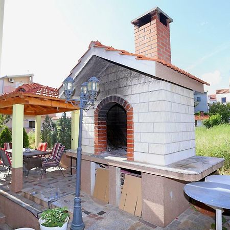 Studio Apartment Grey Сплит Екстериор снимка