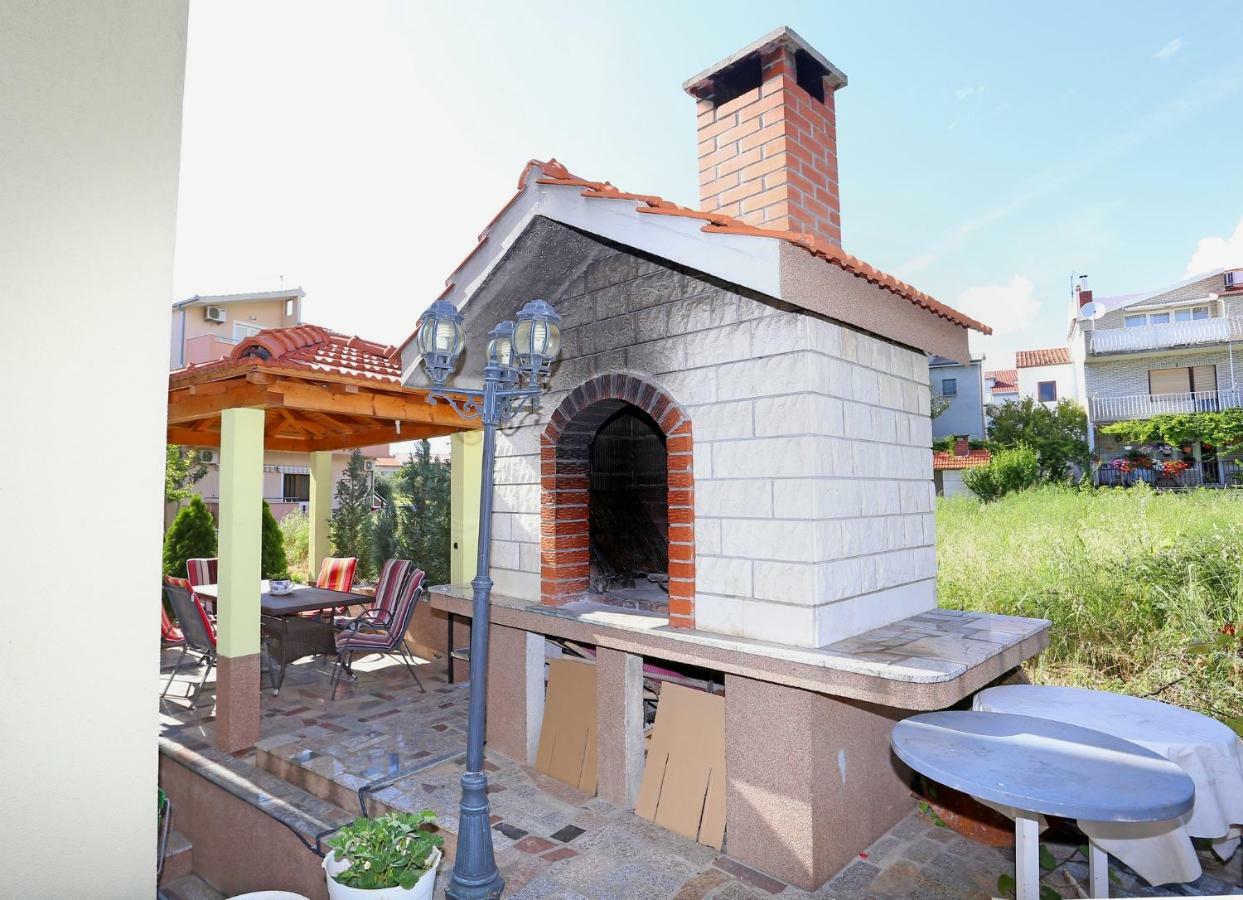 Studio Apartment Grey Сплит Екстериор снимка